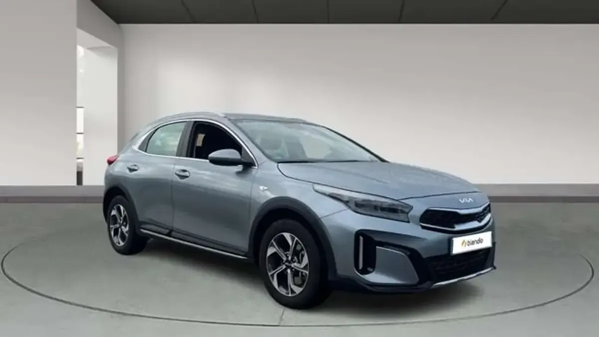 Nuevo Kia XCeed 116 CV (85 kW) 2026 Gris SUV