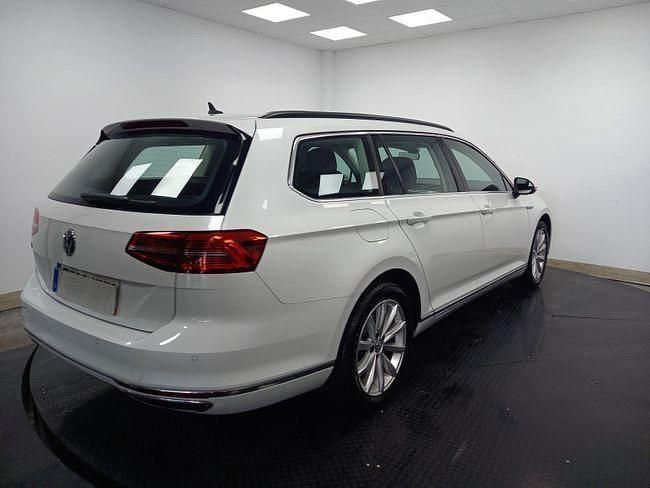 Usado VW Passat GTE 220 CV (161 kW) 2018 Blanco Familiar
