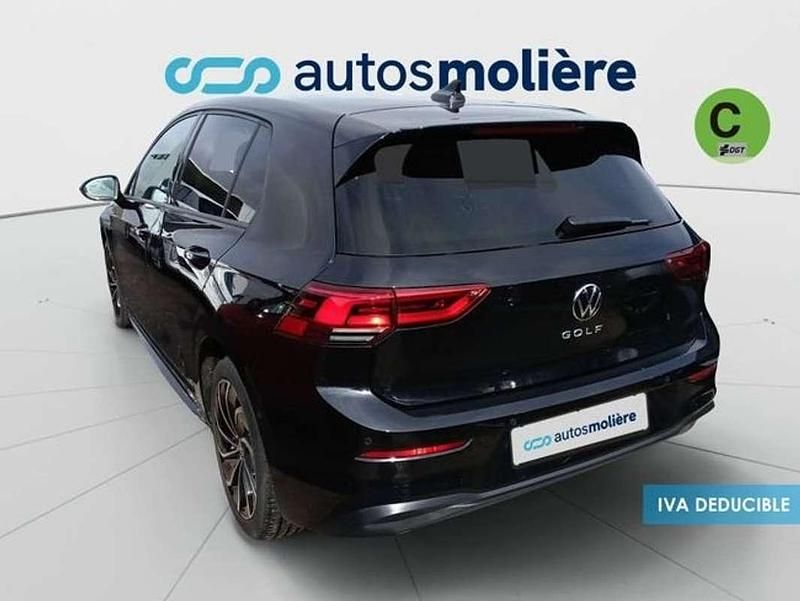Usado VW Golf VIII Life 150 CV (110 kW) 2022 Negro Utilitario