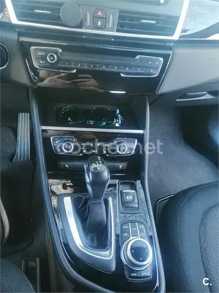 Usado BMW 218 150 CV (110 kW) 2018 Blanco Familiar
