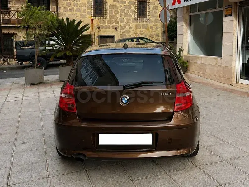 Usado BMW 116 122 CV (89 kW) 2010 Marrón Utilitario