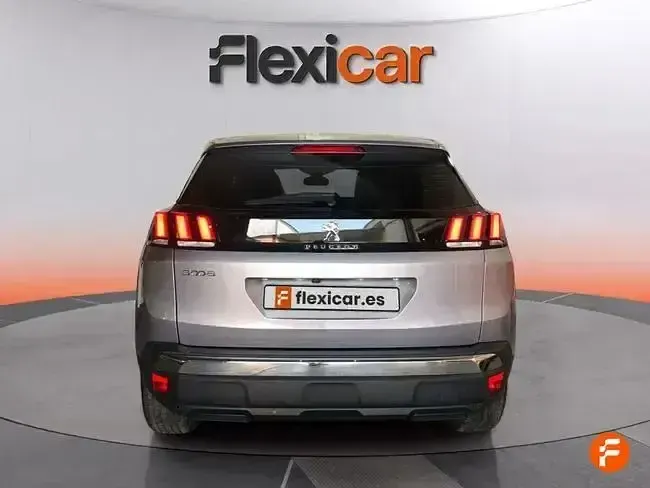 Usado Peugeot 3008 Allure 130 CV (95 kW) 2023 Gris SUV
