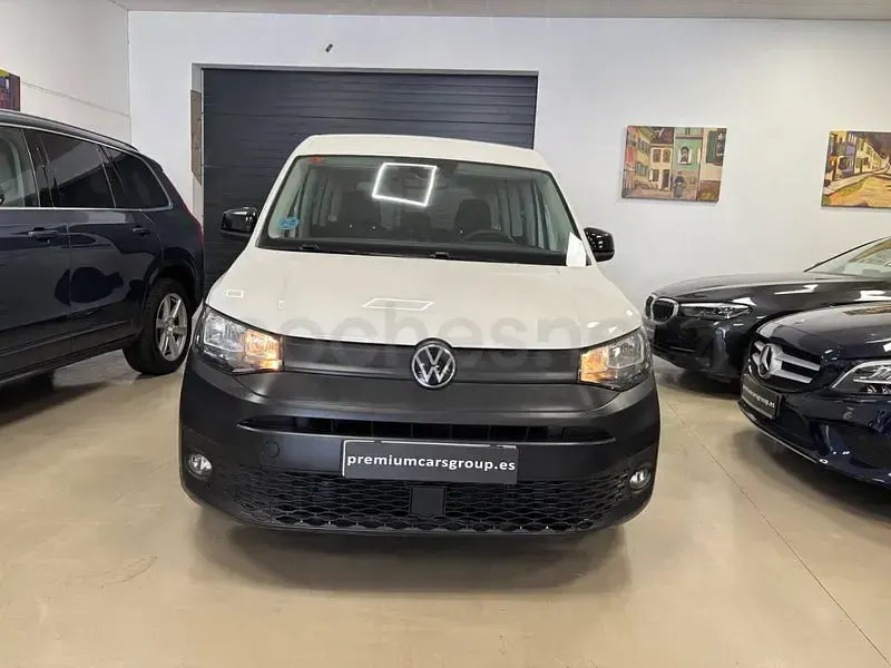 Usado VW Caddy 122 CV (89 kW) 2021 Blanco Monovolumen