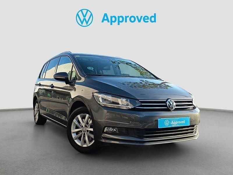 Usado VW Touran Advance 116 CV (85 kW) 2018 Gris Monovolumen