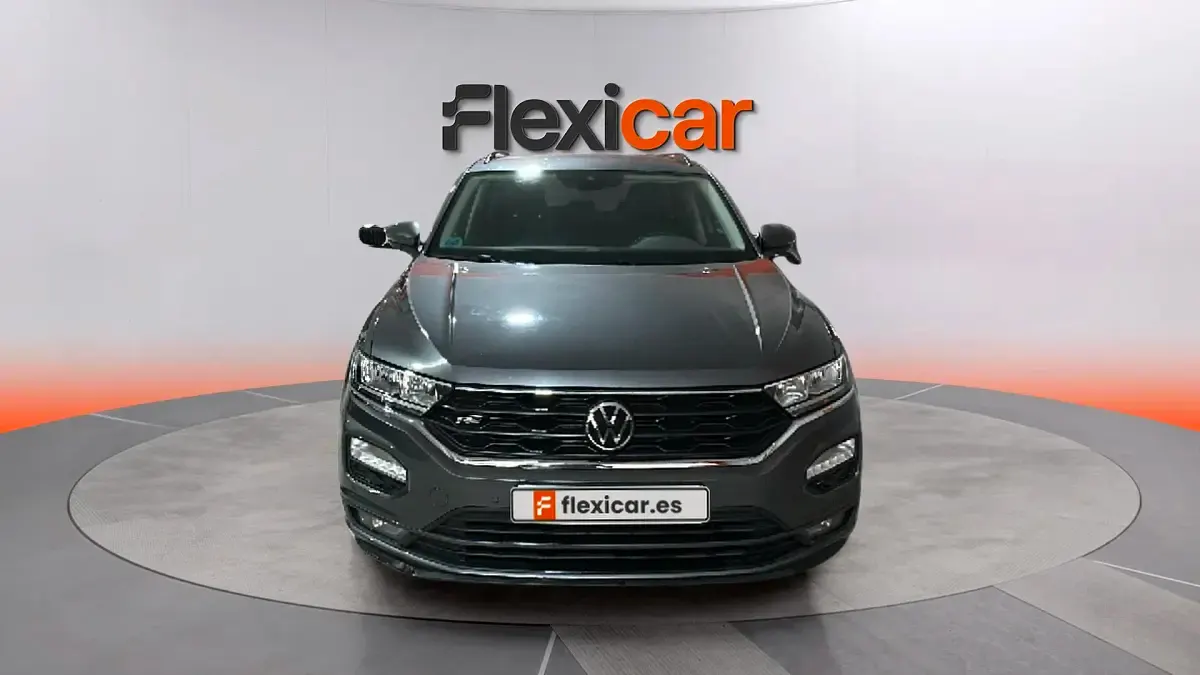 Usado VW T-Roc Advance 110 CV (80 kW) 2022 Gris SUV