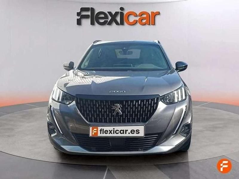 Usado Peugeot 2008 GT 131 CV (96 kW) 2020 Gris SUV
