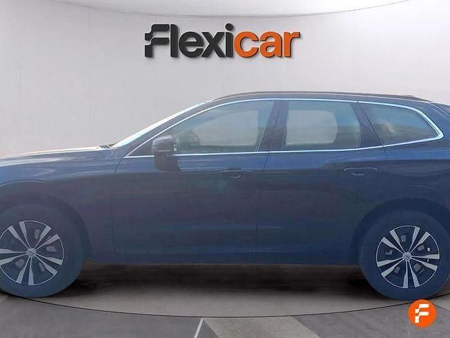 Usado Volvo XC60 Momentum 190 CV (139 kW) 2021 Negro SUV