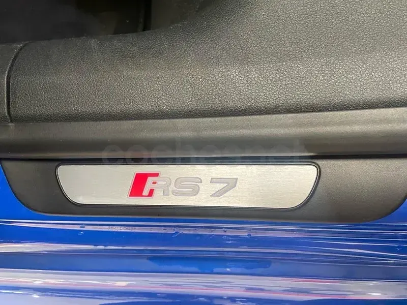 Usado Audi RS7 Sportback 560 CV (411 kW) 2016 Azul Utilitario