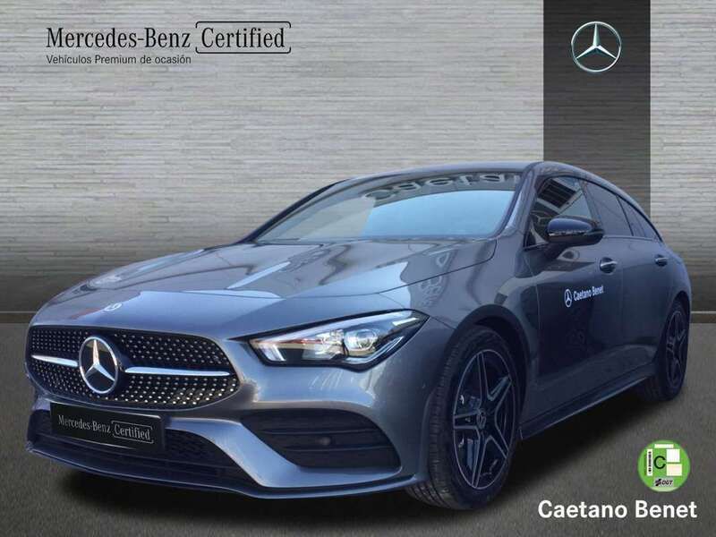 Gris / plata Usado 2023 Mercedes CLA200 Shooting Brake Familiar | 39.900 € (Un poco caro) - Imagen 1/4