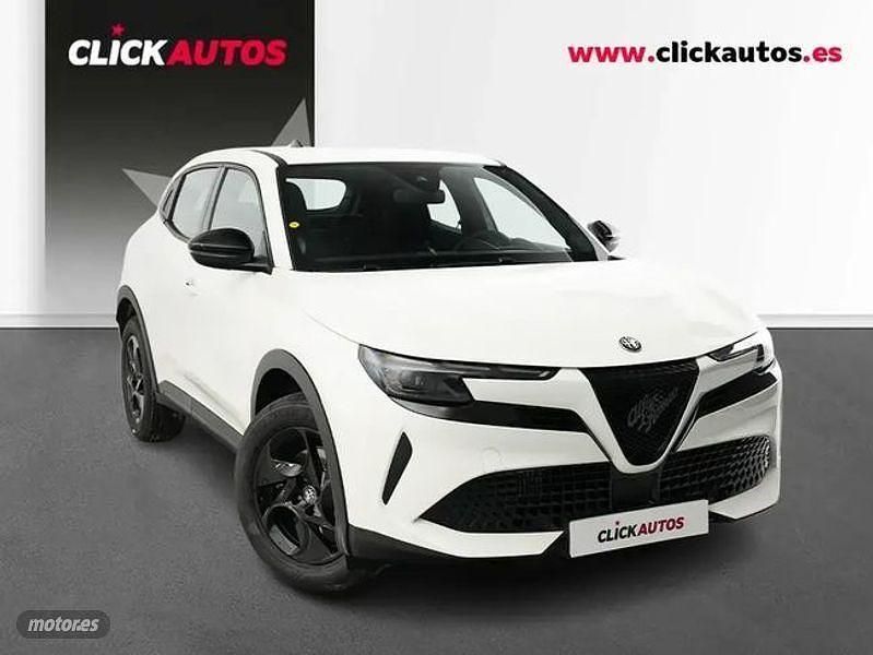 Usado Alfa Romeo Junior 136 CV (100 kW) 2025 Blanco SUV