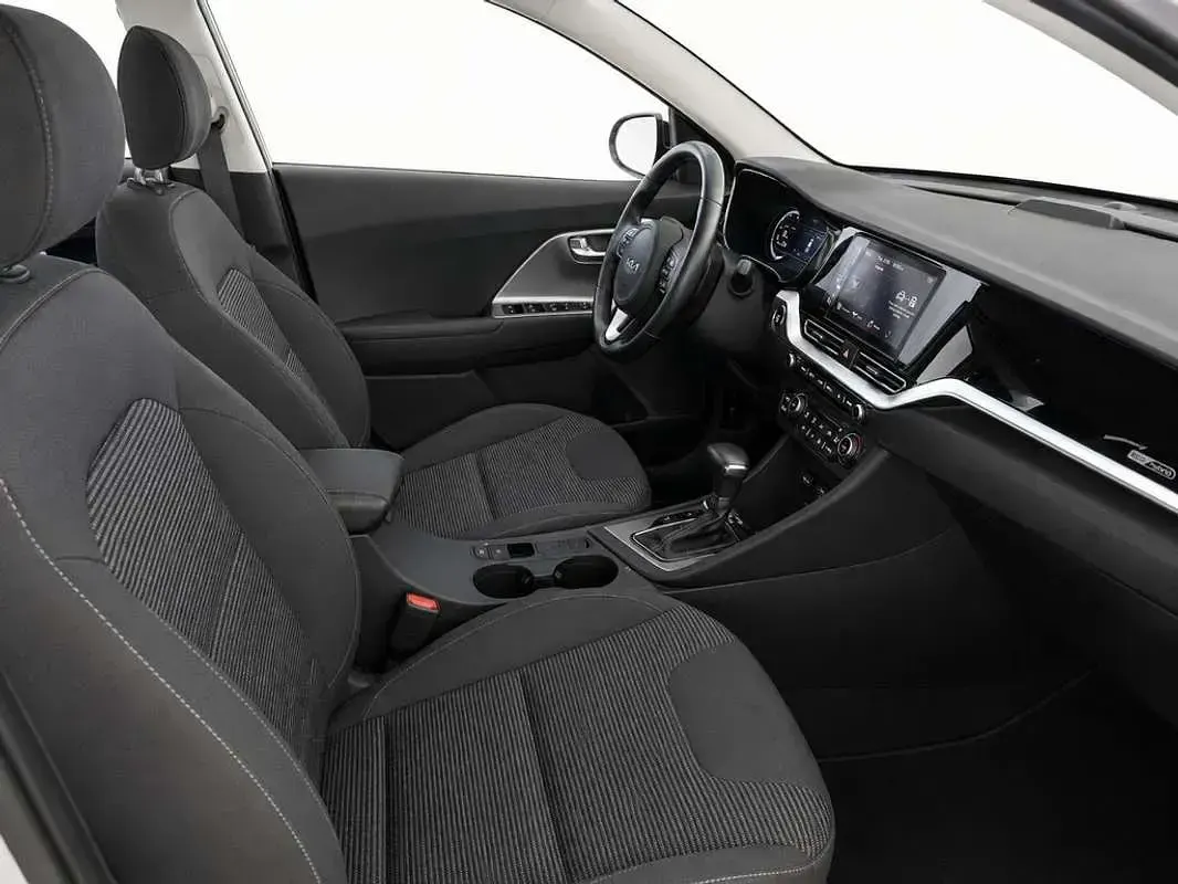 Usado Kia Niro Plus 141 CV (103 kW) 2022 Blanco SUV