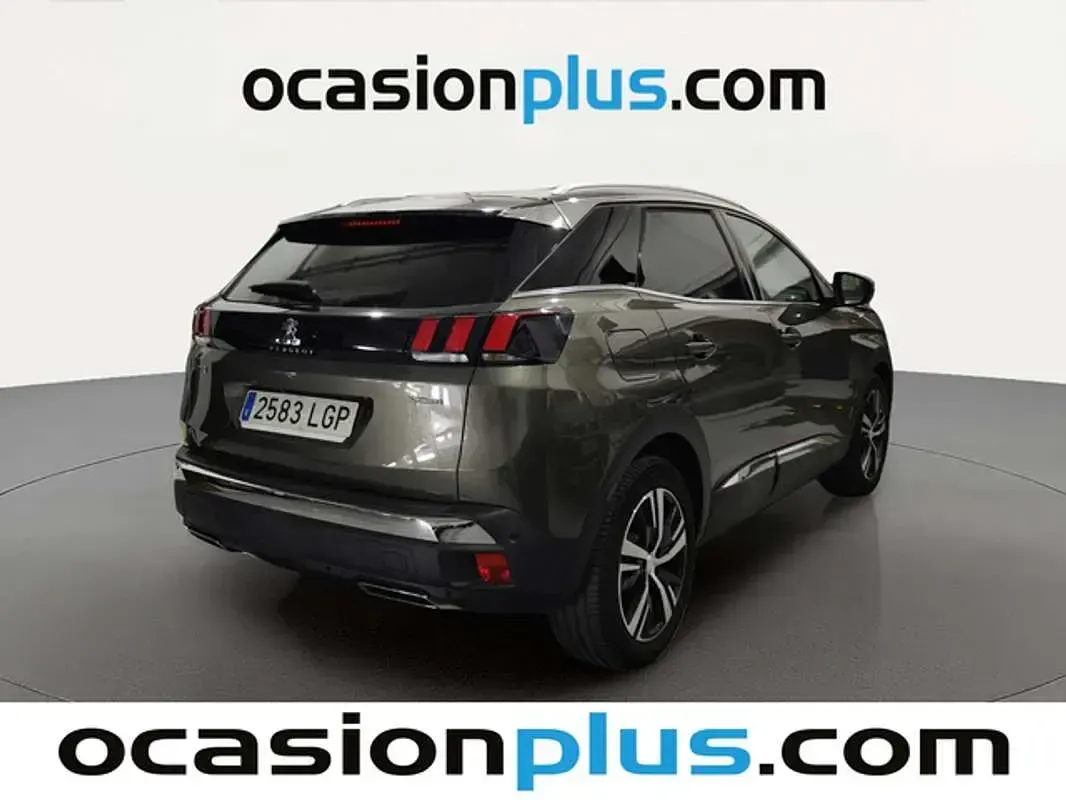 Usado Peugeot 3008 GT-line 131 CV (96 kW) 2020 Gris SUV