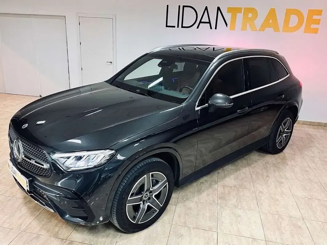Usado Mercedes GLC300e 333 CV (244 kW) 2023 Gris SUV