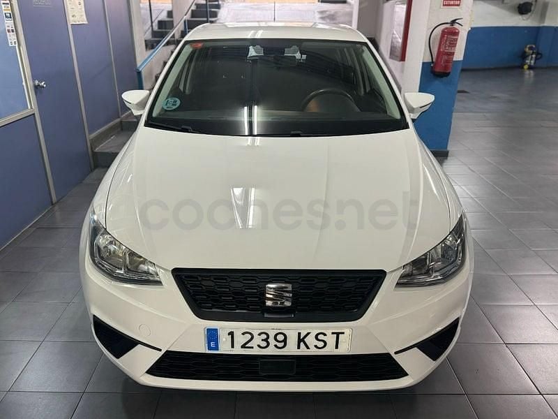 Usado Seat Ibiza Reference 95 CV (69 kW) 2019 Blanco Berlina
