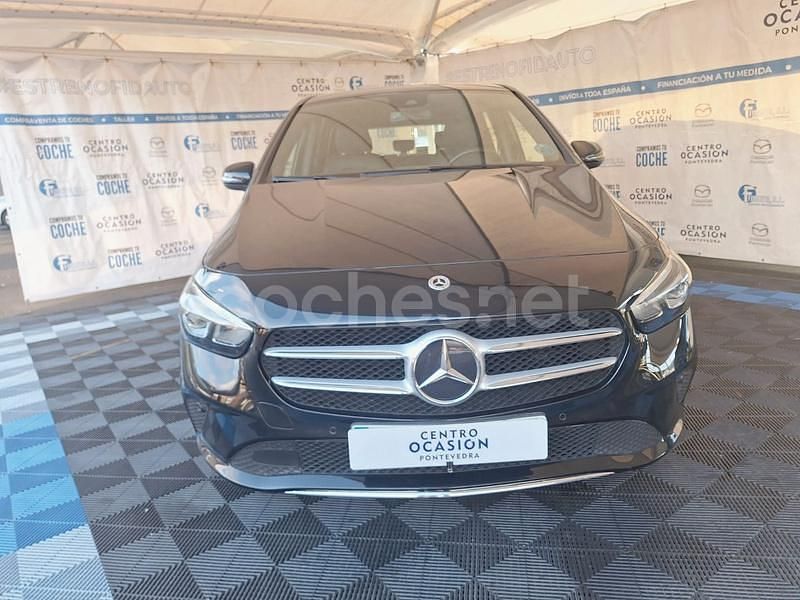 Usado Mercedes B180 116 CV (85 kW) 2021 Negro Monovolumen