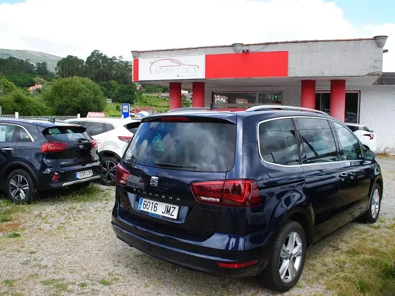 Usado Seat Alhambra 150 CV (110 kW) 2016 Azul Monovolumen