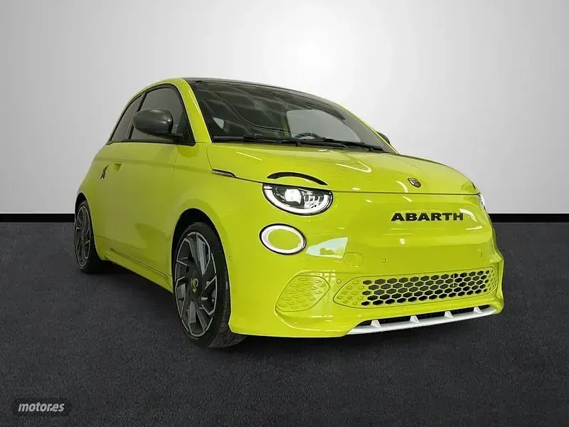 Nuevo Abarth 500 Turismo 114 kW (155 CV) 2026 Verde Berlina