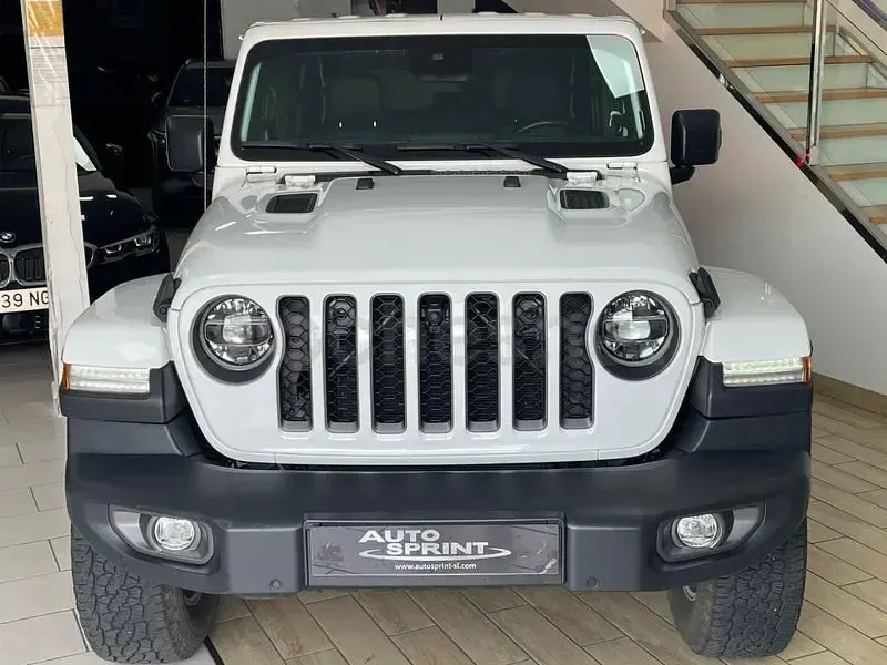 Usado Jeep Wrangler 270 CV (198 kW) 2021 Blanco SUV