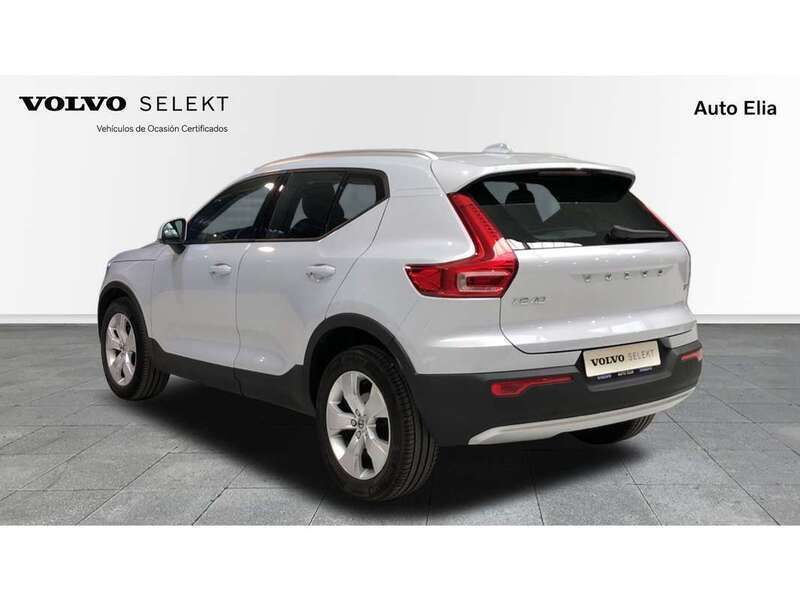 Usado Volvo XC40 Business Edition 163 CV (119 kW) 2019 Plateado SUV
