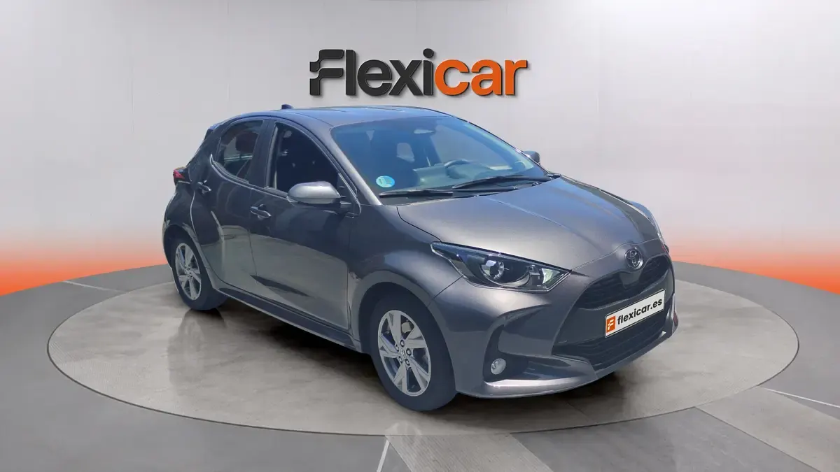 Usado Toyota Yaris Hybrid Active 116 CV (85 kW) 2024 Berlina
