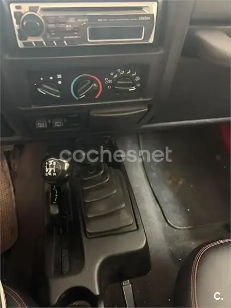 Usado Jeep Wrangler 118 CV (86 kW) 2002 Rojo SUV