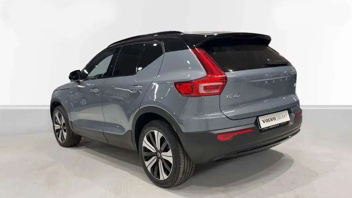 Usado Volvo XC40 Core 169 kW (231 CV) 2022 SUV