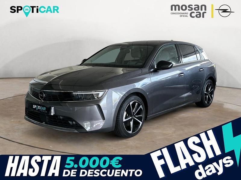 Gris vulkan Usado 2023 Opel Astra Elegance Utilitario | 20.900 € (Caro) - Imagen 1/4