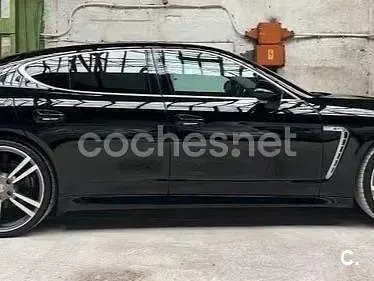 Usado Porsche Panamera 400 CV (294 kW) 2012 Negro Utilitario