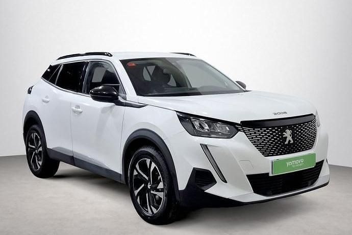 Usado Peugeot 2008 Allure 110 CV (80 kW) 2021 SUV