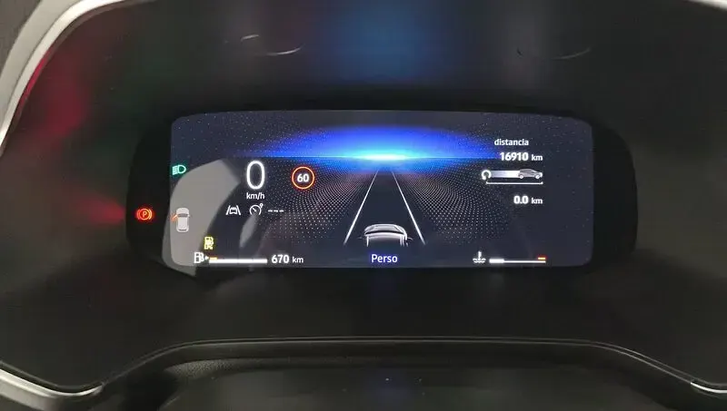 Usado Renault Captur Techno 100 CV (73 kW) 2025 Azul SUV