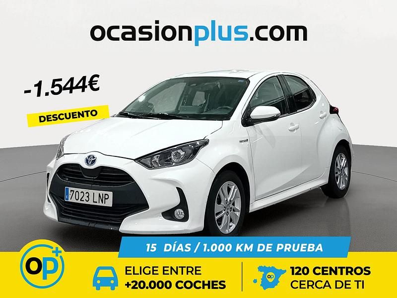 Blanco Usado 2021 Toyota Yaris Hybrid Active | 16.790 € (Super precio) - Imagen 1/4