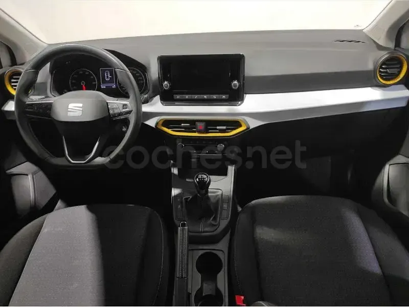 Usado Seat Ibiza Style 116 CV (85 kW) 2022 Blanco Utilitario