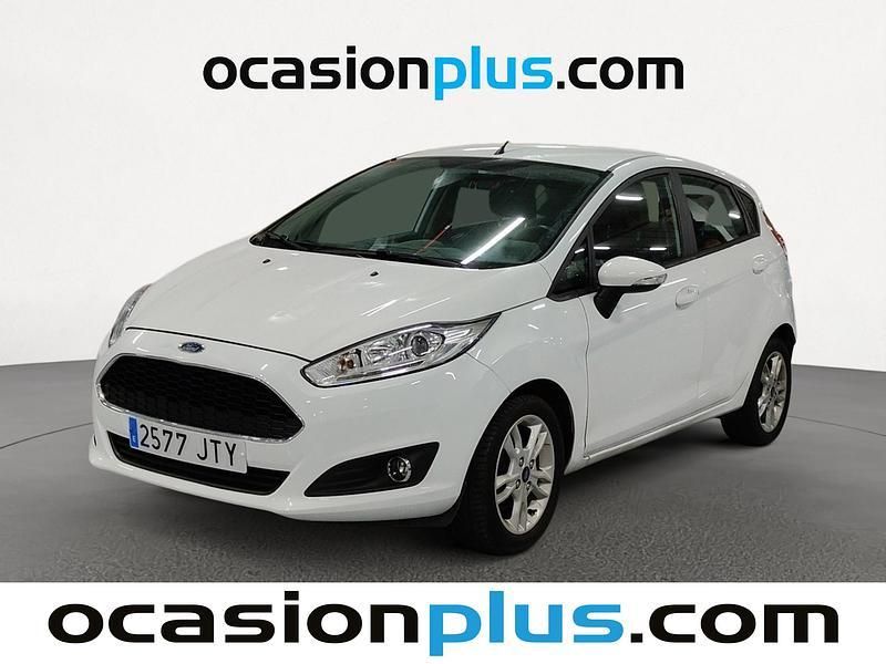 Blanco Usado 2016 Ford Fiesta Trend Utilitario | 9350 € (Precio justo) - Imagen 1/4