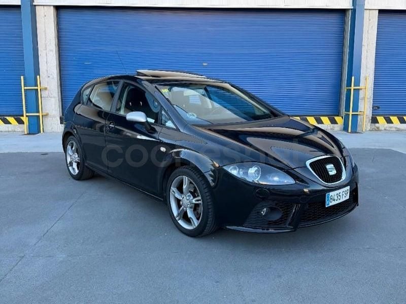 Usado Seat Leon FR 170 CV (125 kW) 2007 Negro Utilitario