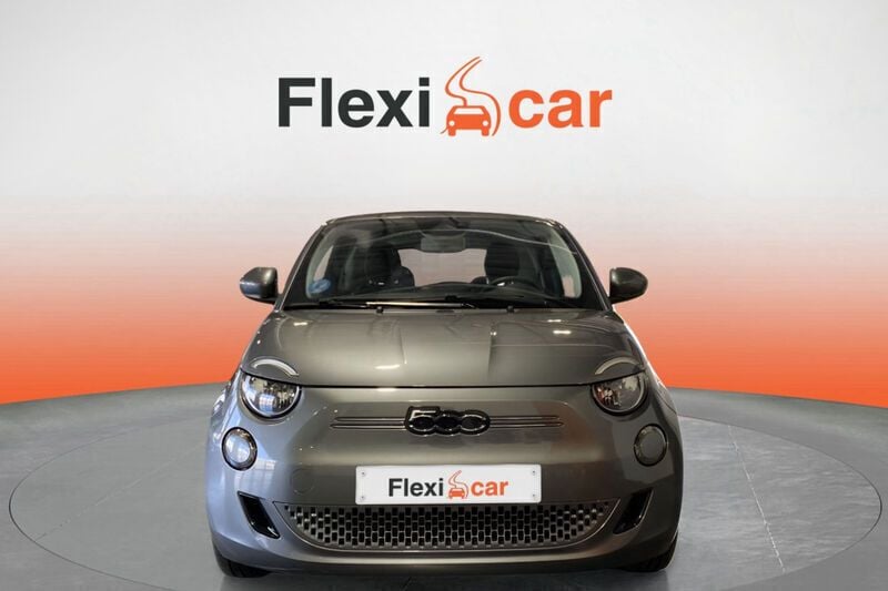 Usado Fiat 500e Action 69 kW (95 CV) 2022 Gris Berlina