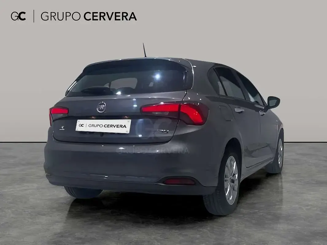 Usado Fiat Tipo Easy 95 CV (69 kW) 2019 Gris Utilitario