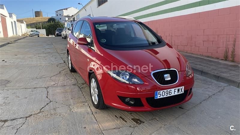 Rojo Usado 2007 Seat Altea XL Stylance Monovolumen | 5500 € (Precio justo) - Imagen 1/4
