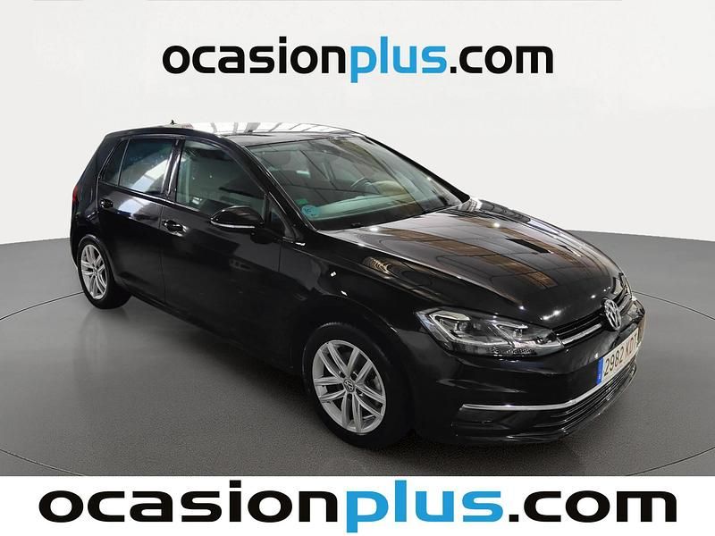 Usado VW Golf VII Advance 125 CV (91 kW) 2017 Negro
