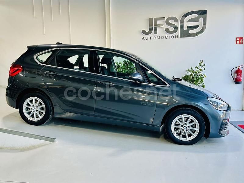 Usado BMW 216 Active Tourer 116 CV (85 kW) 2021 Gris / plata Monovolumen