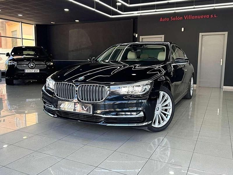 Usado BMW 730 Comfort Edition 265 CV (194 kW) 2018 Negro Berlina