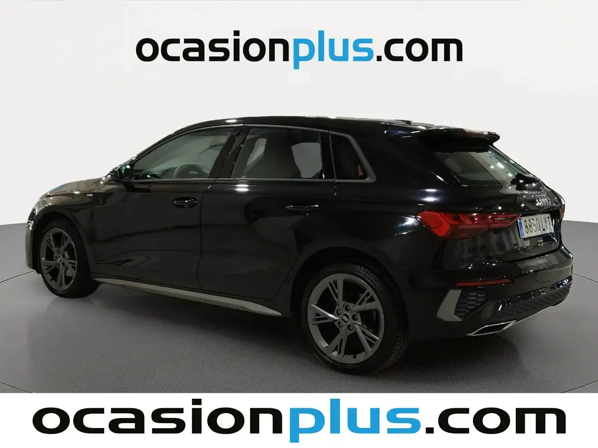 Usado Audi A3 Sportback S-Line 116 CV (85 kW) 2022 Negro Utilitario