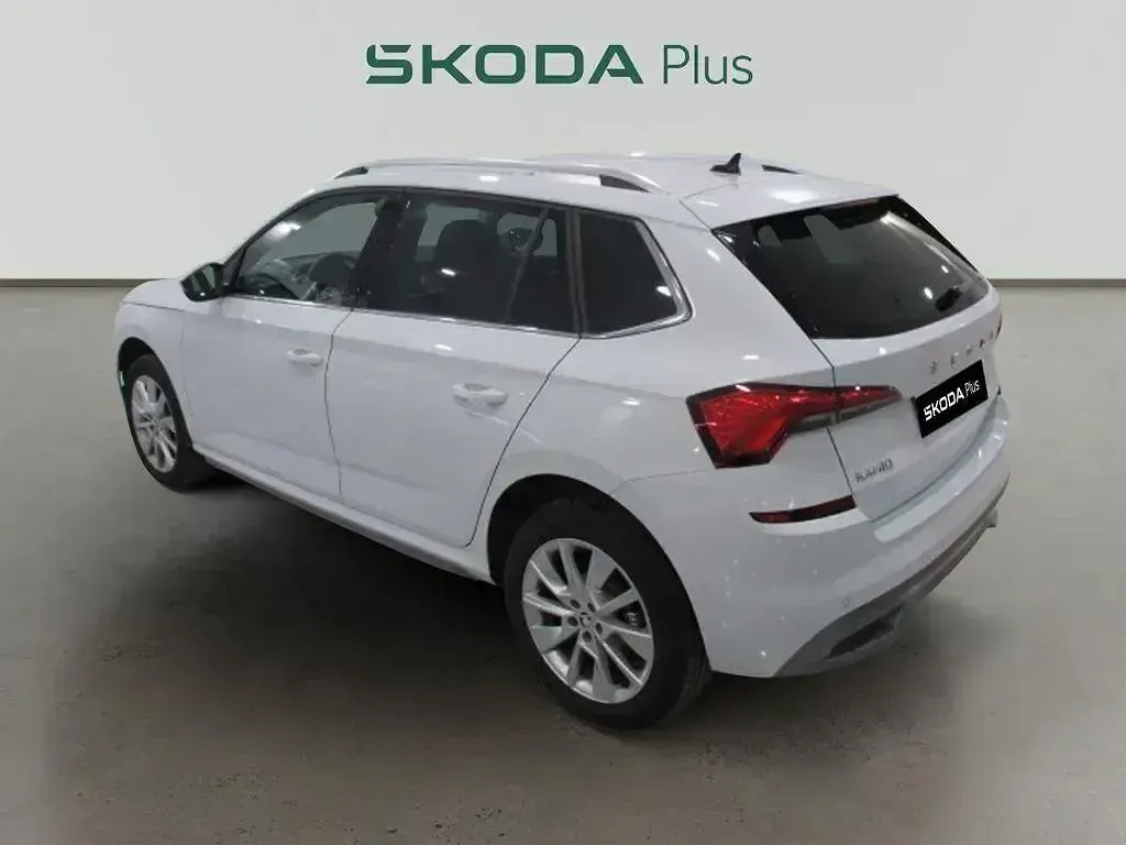 Usado Skoda Kamiq Style 150 CV (110 kW) 2022 Blanco SUV