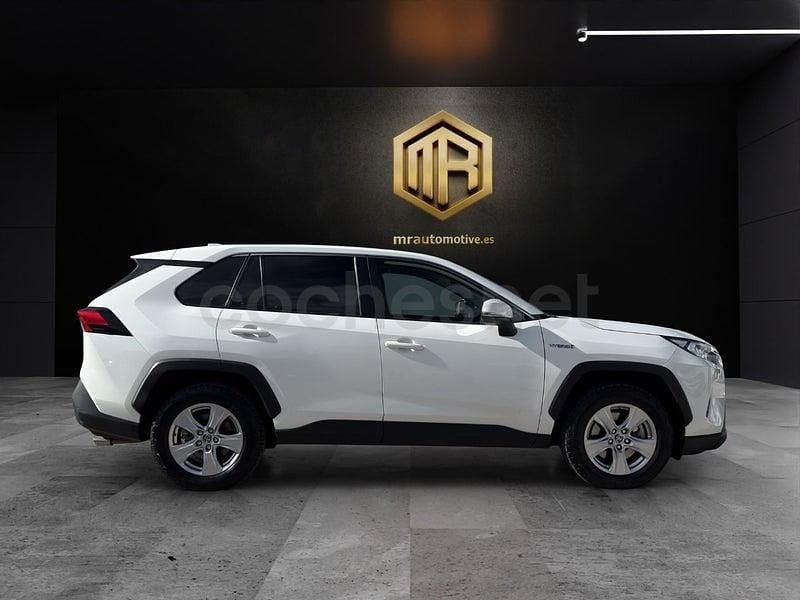 Usado Toyota RAV4 Hybrid Business Edition 222 CV (163 kW) 2021 Blanco SUV