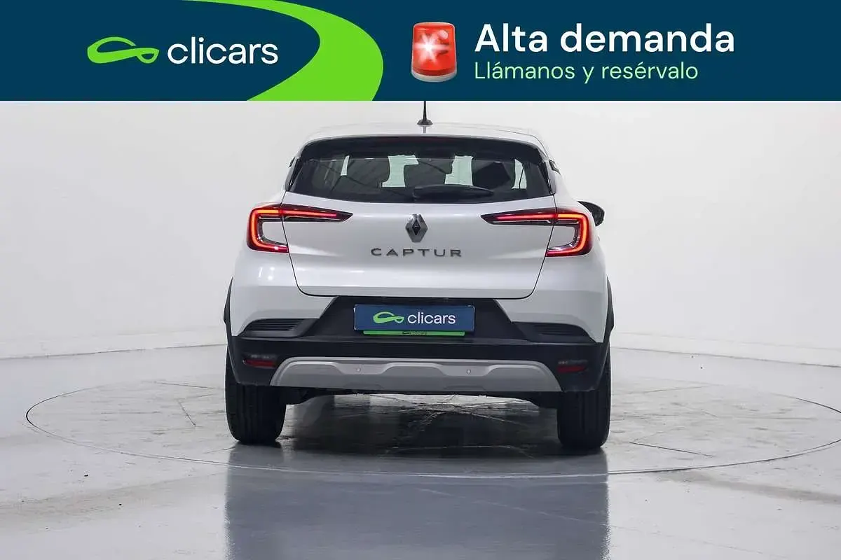 Usado Renault Captur Techno 140 CV (102 kW) 2022 Blanco SUV