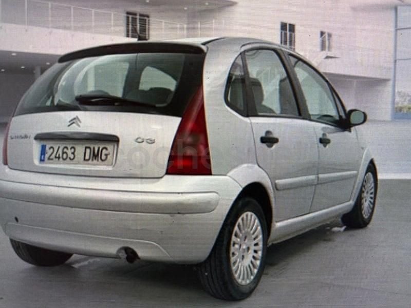 Usado Citroën C3 Exclusive 70 CV (51 kW) 2006 Gris / plata Berlina