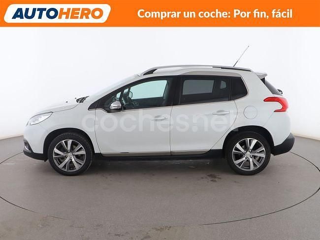 Usado Peugeot 2008 Allure 121 CV (88 kW) 2015 Blanco SUV