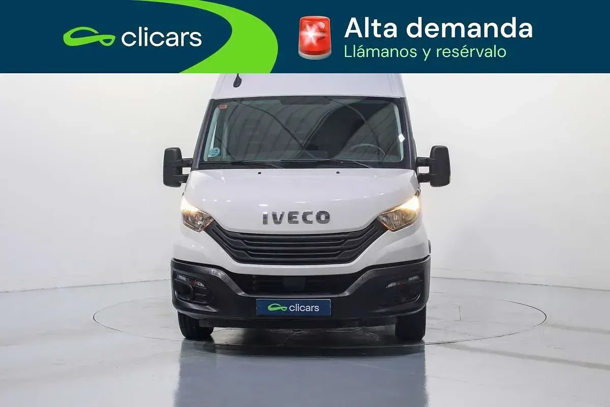 Usado Iveco Daily 156 CV (114 kW) 2021 Blanco Van