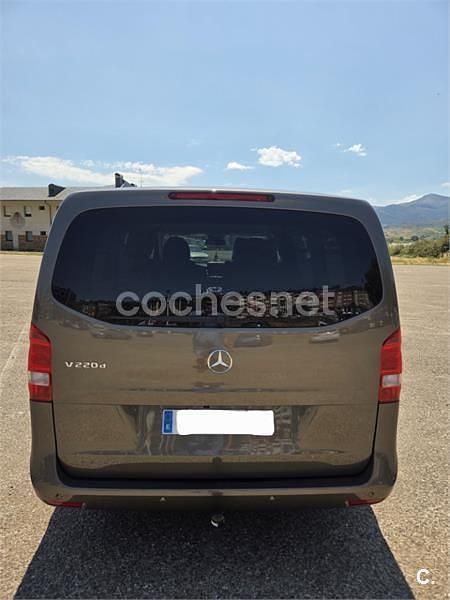 Marrón Usado 2018 Mercedes V220 Exclusive Monovolumen | 37.800 € (Super precio) - Imagen 1/4