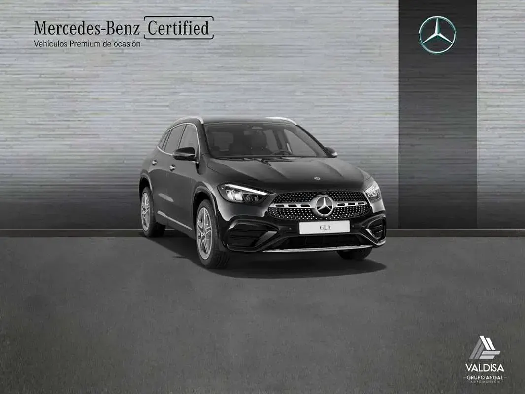Usado Mercedes GLA200 150 CV (110 kW) 2025 SUV