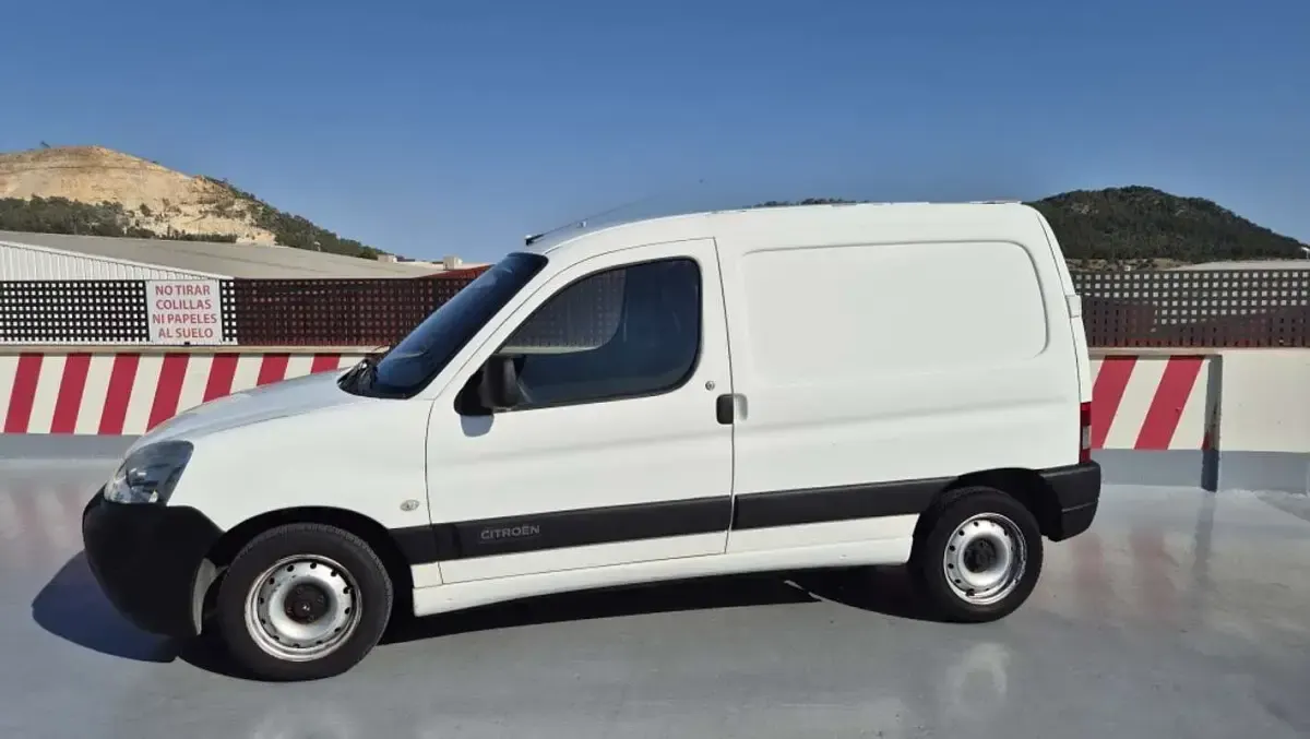 Usado Citroën Berlingo 75 CV (55 kW) 2008 Blanco Monovolumen